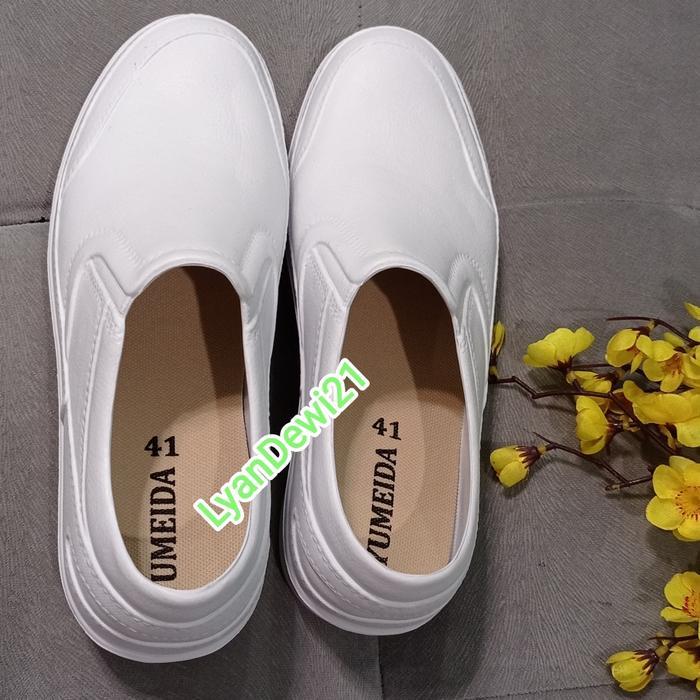 Aerostreet - Sepatu Karet Pantofel Putih