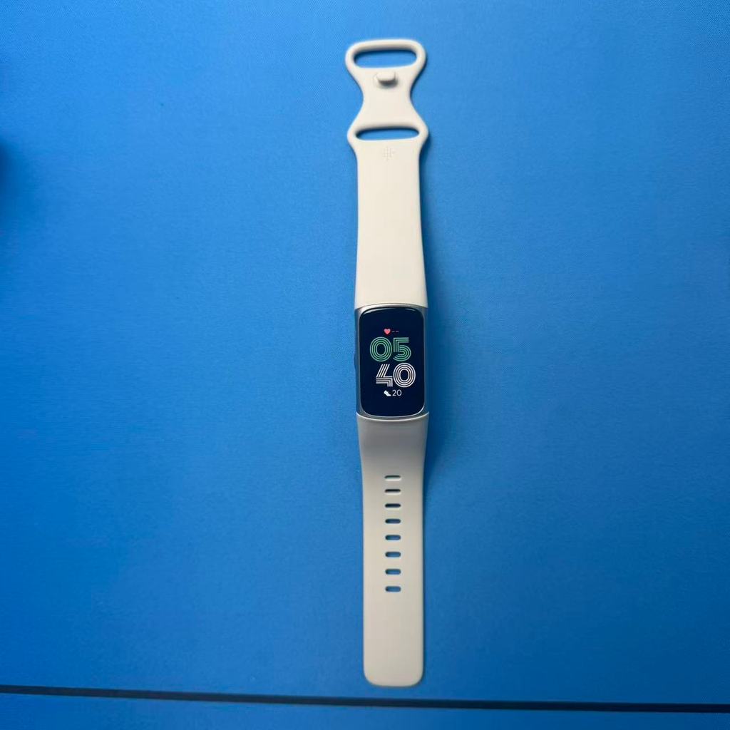Fitbit Charge 6 SmartBand white New 1.03-inch AMOLED screen Heart rate/blood oxygen /GPS/WIFI/NFC/