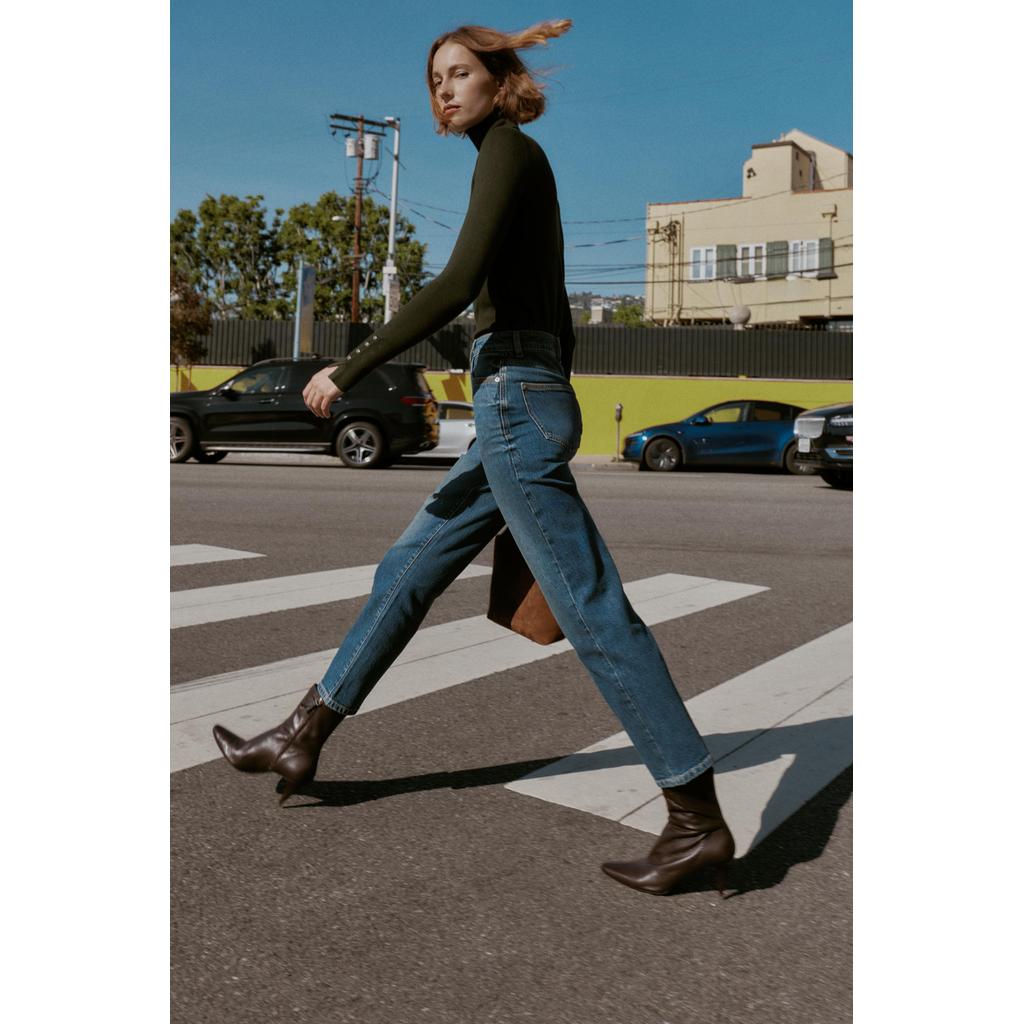 ZARA JEANS Z.01 MOM FIT TIRO ALTO