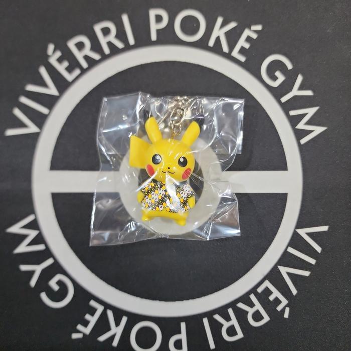 Offisial Gantungan Kunci Pikachu Batik / Pikachu Berkemeja Batik / Pikachu Kemeja Batik Versi 1