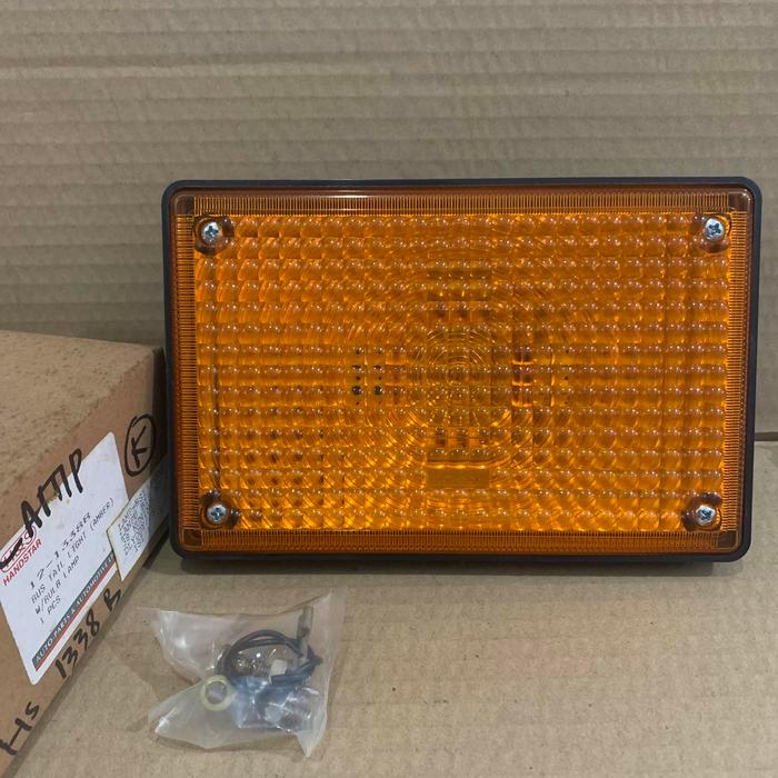 Lampu Stop Tail Light Bus Kuning HS 12-1338B 20x13,1 cm