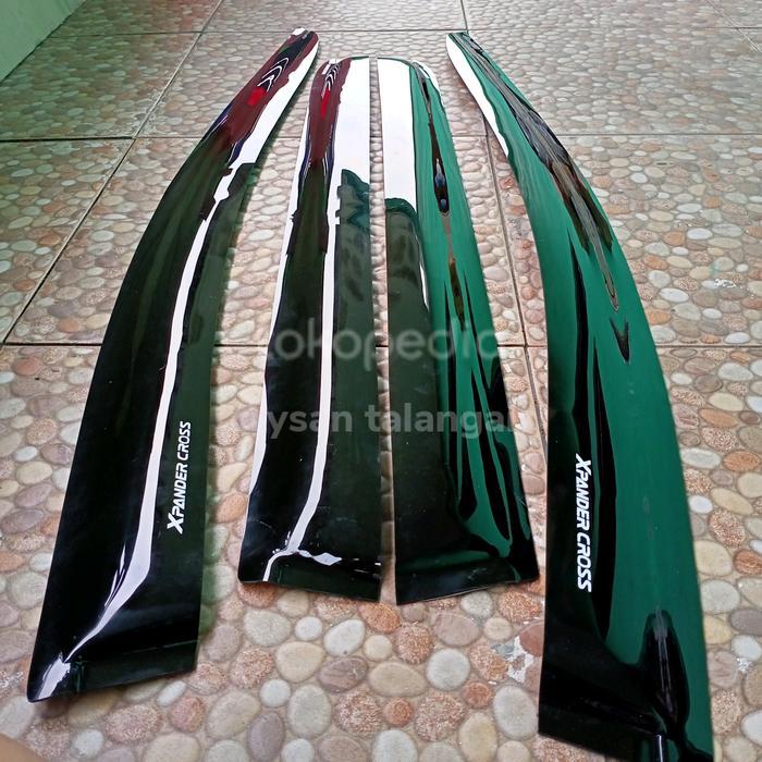 talang air Xpander cross model slim