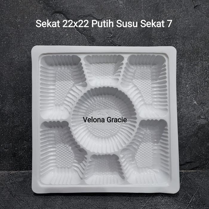 Sekat Mika 22x22 isi 50 pcs Putih Susu Nasi Tengah Sekat 7 Gratis Ongkir