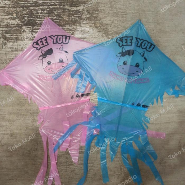 ASLI Layangan Dandang Buntut Plastik Motif Sapi 1 pak isi 50 Lembar READY STOCK