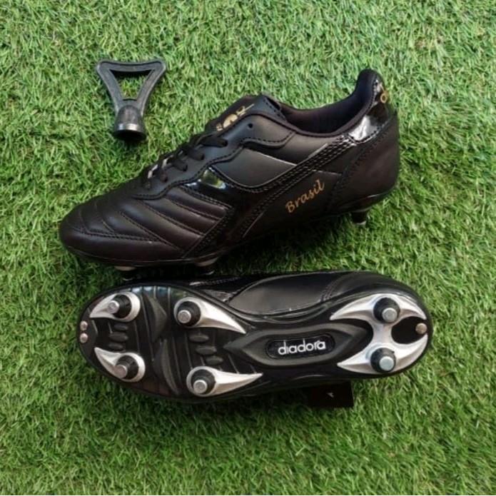 Sepatu Bola Ddra Kulit Pull Besi Boots