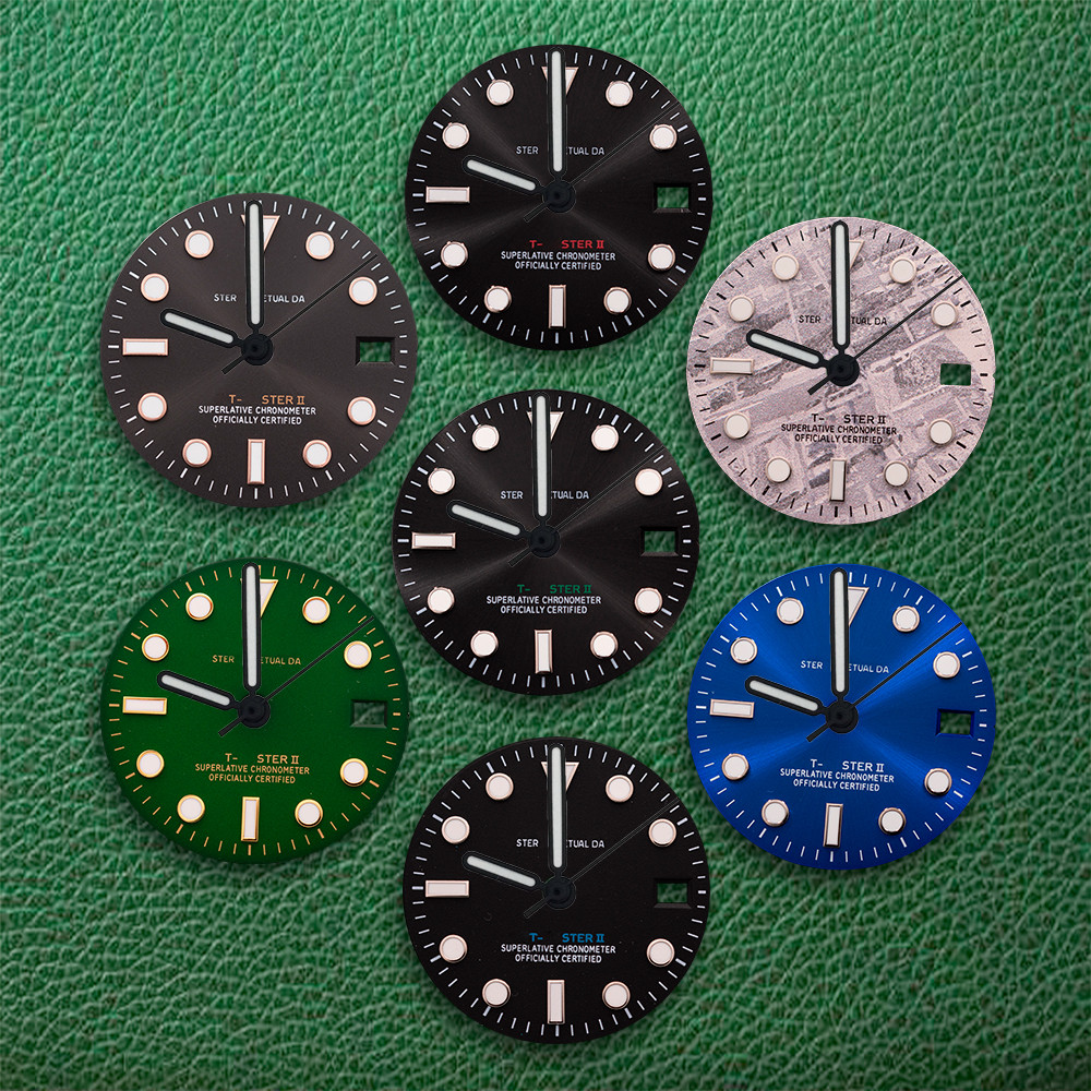 28.5mm S Logo Black Dial GMT Dial Meteorite Dial Fit NH34 Movement Ice Blue Luminous Watch