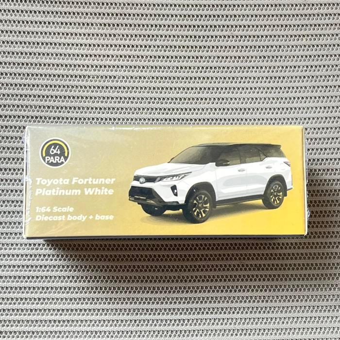 Para64 Toyota Fortuner Legender