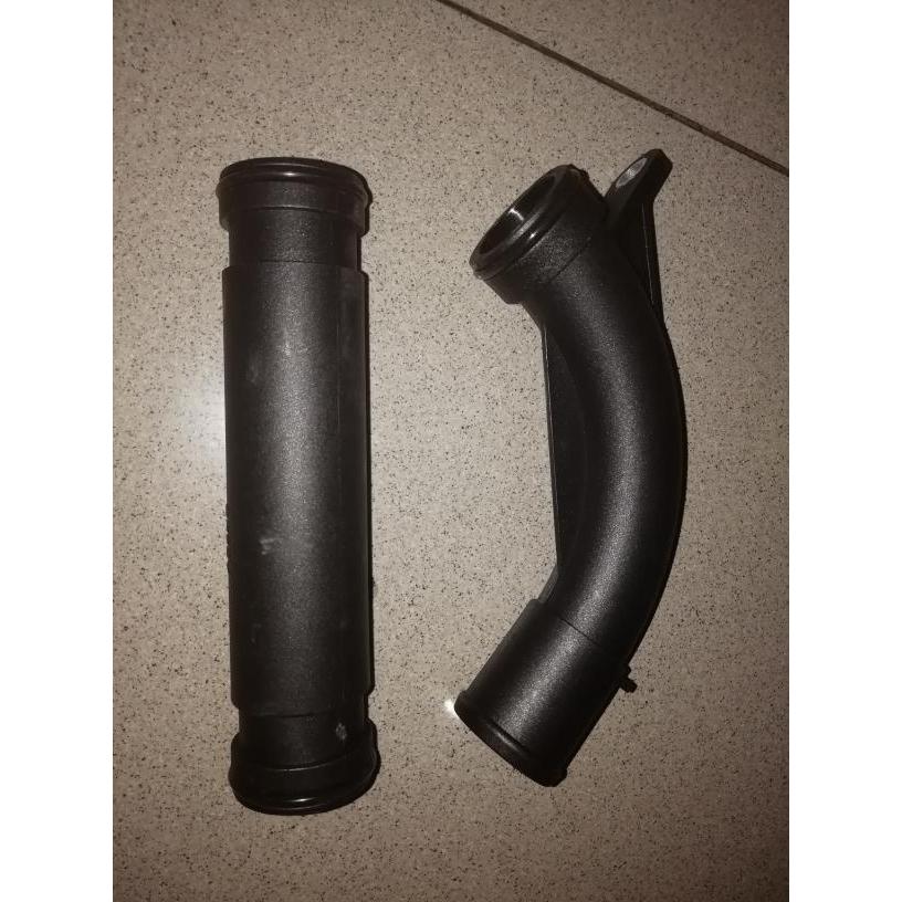 Pipa Thermostat Kia Carnival Bensin