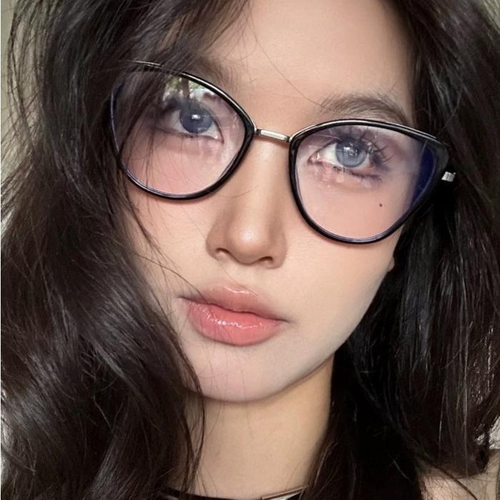 Kacamata photocromic anti radiasi cat eye bingkai Kacamata wanita Anti UV fotocromic