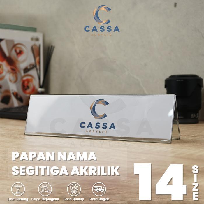 Akrilik Papan Nama Segitiga / Display Nama Meja