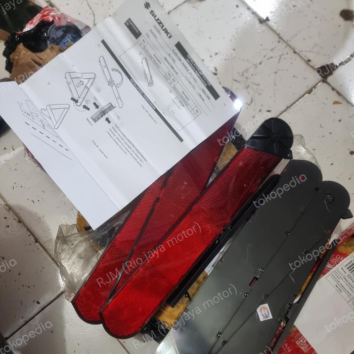 LAMPU SEGITIGA LAMPU MATA KUCING PENGAMAN MOBIL