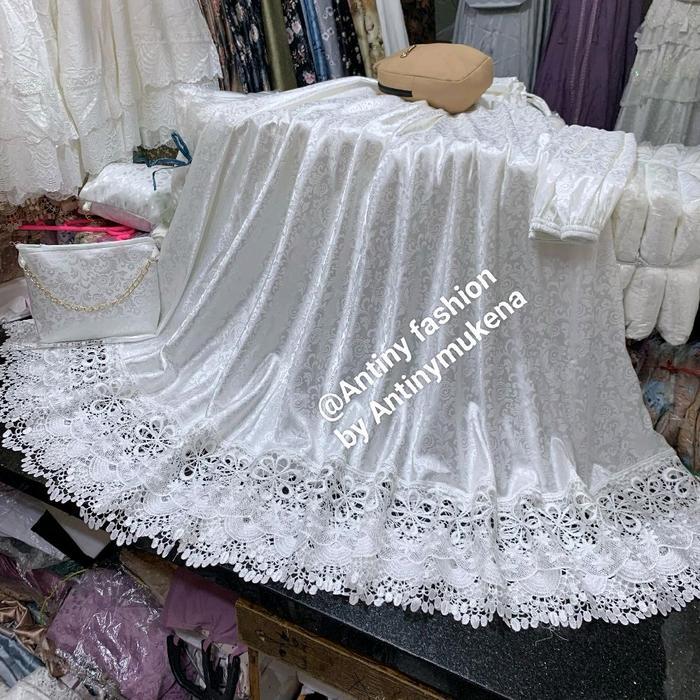 MUKENA Khusus PUTIH CANTIK PREMIUM/ Mukena putih mewah dan elegan/ mukena sutra silk premium Gratis