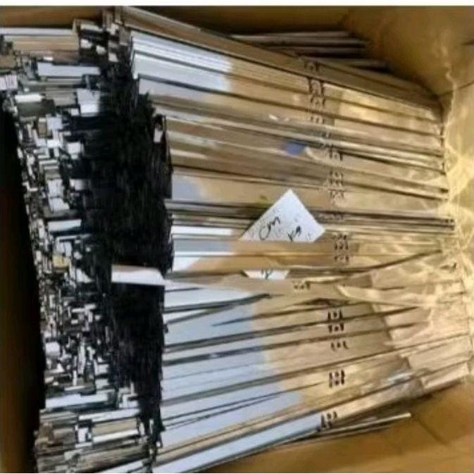 Kaleng kalender jepit kalender klem kalender isi 100pcs