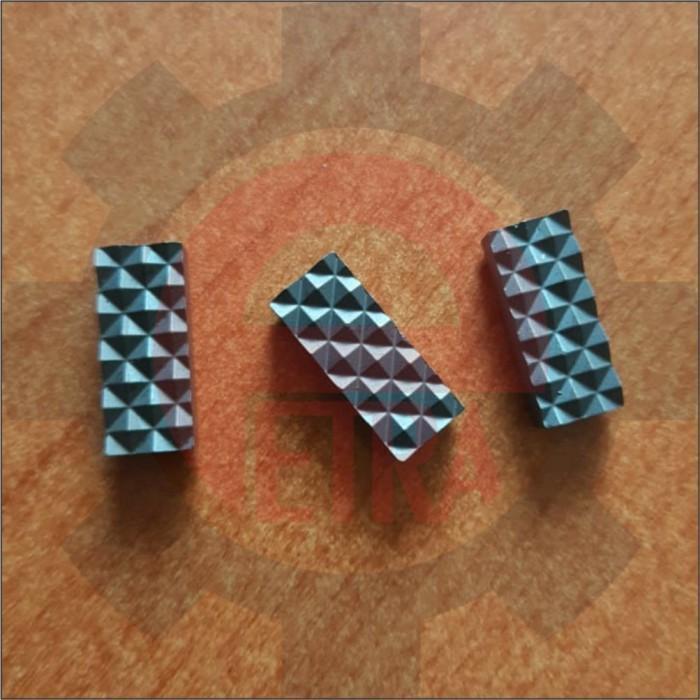 Mata Widia Kotak sisik Nanas YG11 Mata Bor Sumur Tricon -ecer