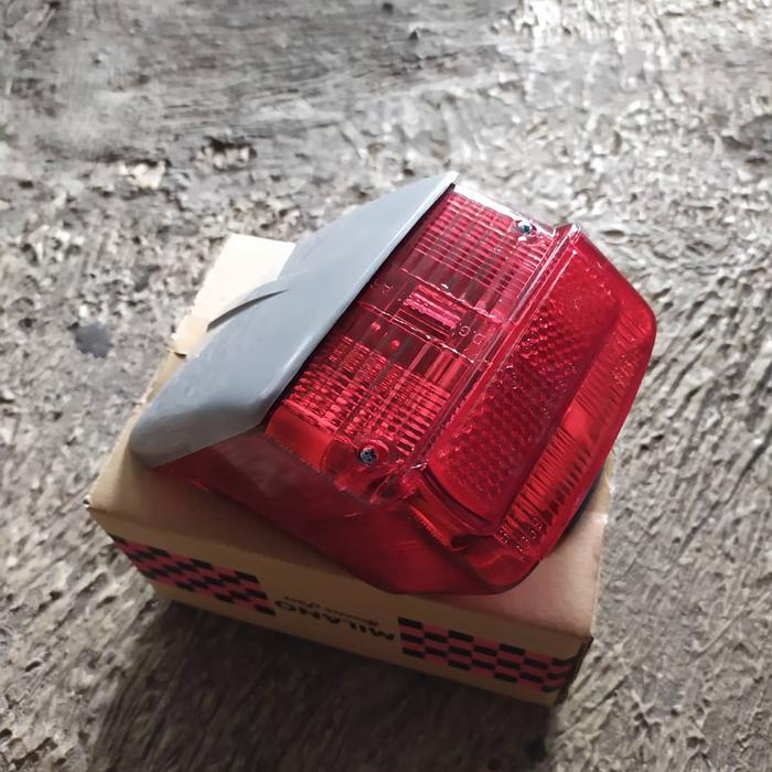 Stoplamp Lampu Belakang Vespa Super Sprint Impor Karet Siem Untuk Motor Vespa Super Sprint