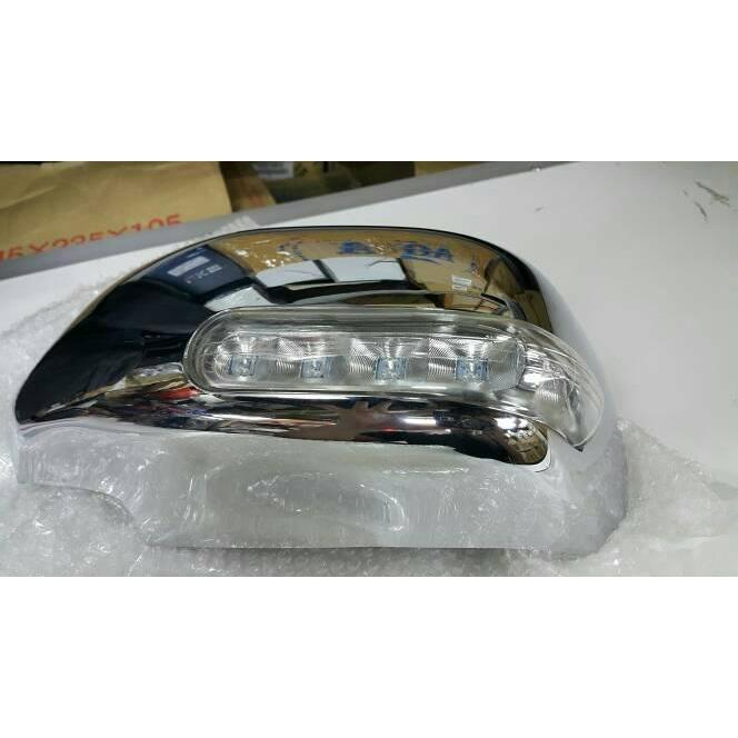 Cover Spion/Batok Spion Plus Lampu Sen Spion Innova,Fortuner Original