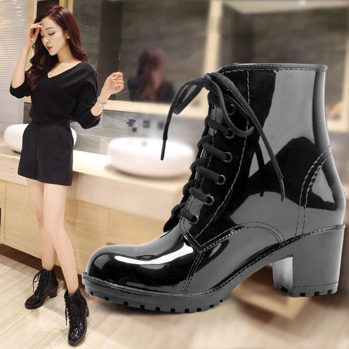 Aerostreet - Sepatu Heels Boots Wanita Kasual Hitam 5Cm Model Impoirt Korea