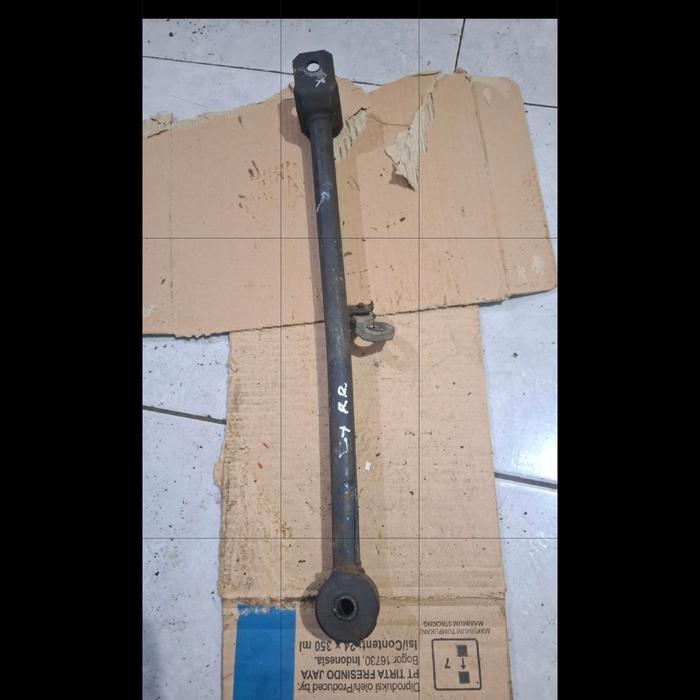 arm trailing arm suspension belakang kanan charade cx g100 winner