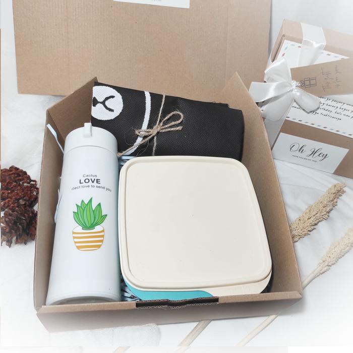READY - Hampers Travel Kit Lunch box hampers cutleryset HAmpers Botol Kitchenware