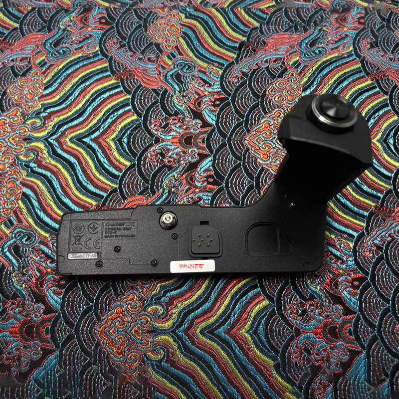 99%New ECG-5 ECG5 External Grip for Olympus OM-D E-M5 Mark III EM5III OM-5 OM5 camera