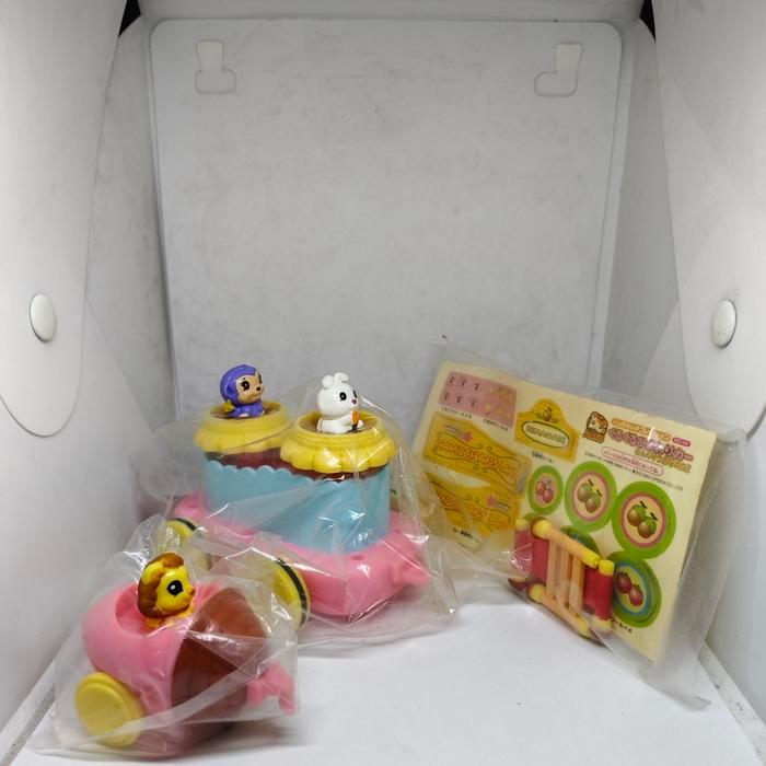 EPOCH HAMTARO: ROUND AND ROUND SUNFLOWER CAR (HC-44)