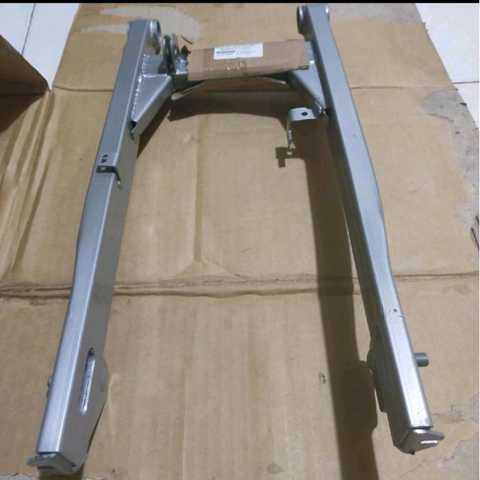 Swing Arm/Fork/ Capit Udang Revo Lama