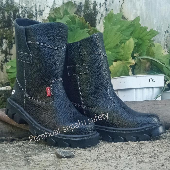 PROMO Sepatu Safety Pria Wanita Shoes Boot Hitam KiNG skn Ujung Besi Terlaris Sepatu safety Kerja