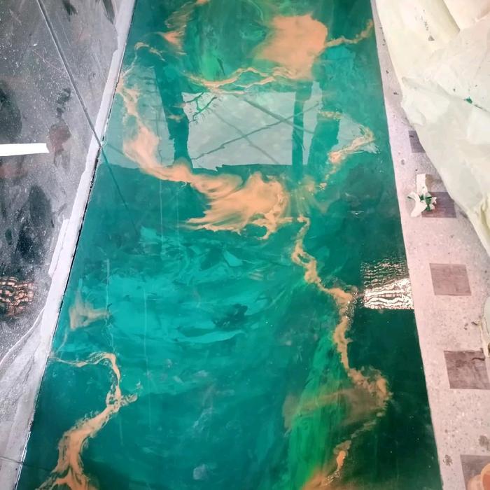 Pengerjaan Epoxy Motif Lantai Pengganti Marmer tampilan Lantai menjadi Mewah