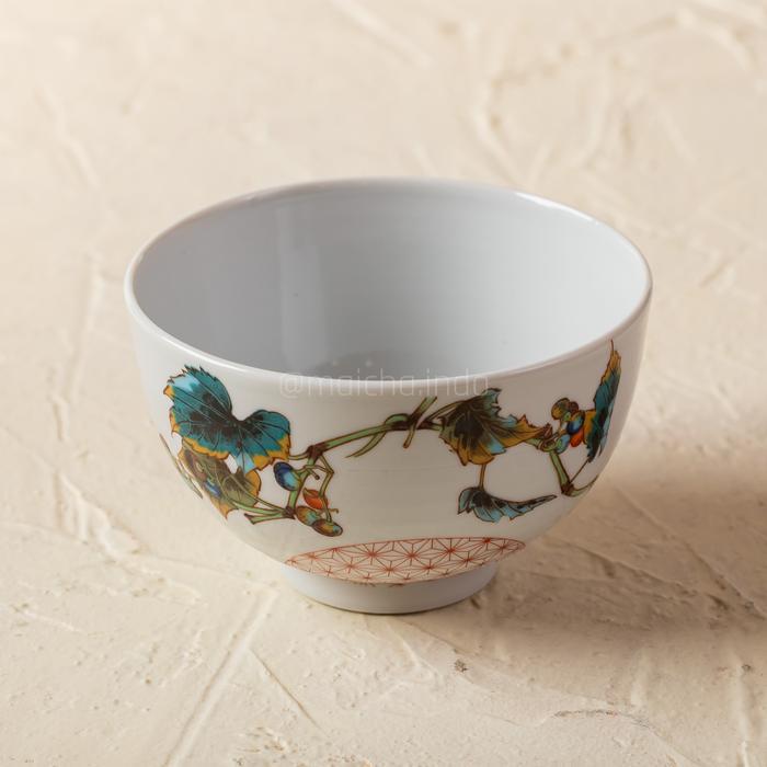 Chawan - Kutani Wild Grapes - Made In Japan