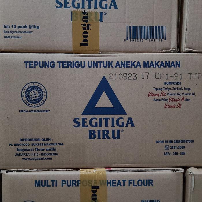 terigu segitiga biru 1kg dus