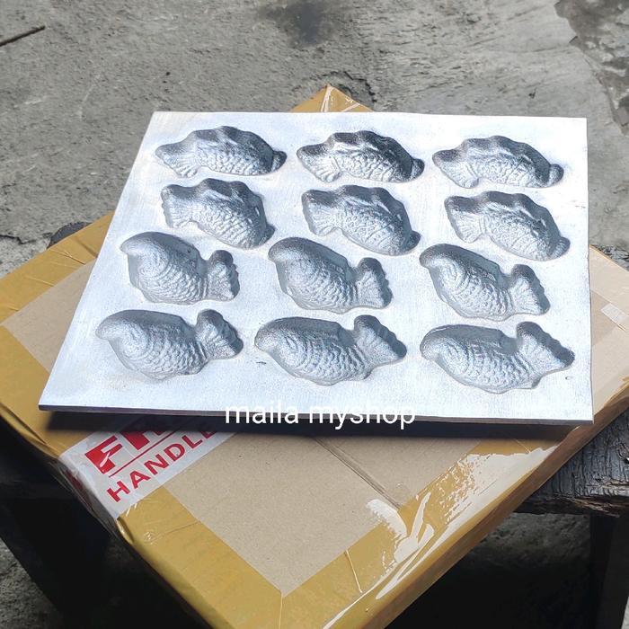Cetakan kue bhoi isi 12 bolu kering khas aceh loyang motif ikan anti lengket Kitchenware
