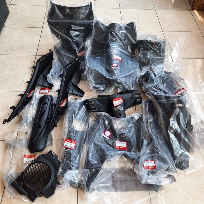 Cover Body Kasar Fullset Vario Karbu 110 Lama Original AHM