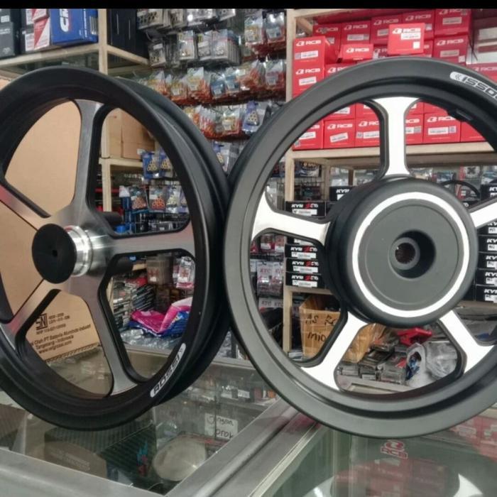 Pelek Recing Rossi Venom Halley Vario 110/Beat/Scoopy Uk 185/215-14