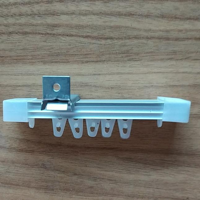 Batang Rel Gorden Kotak Aluminium Per 10 cm