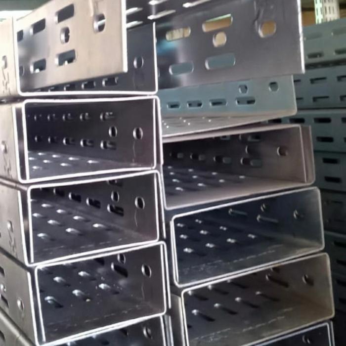 KABEL TRAY TYPE U 200X50