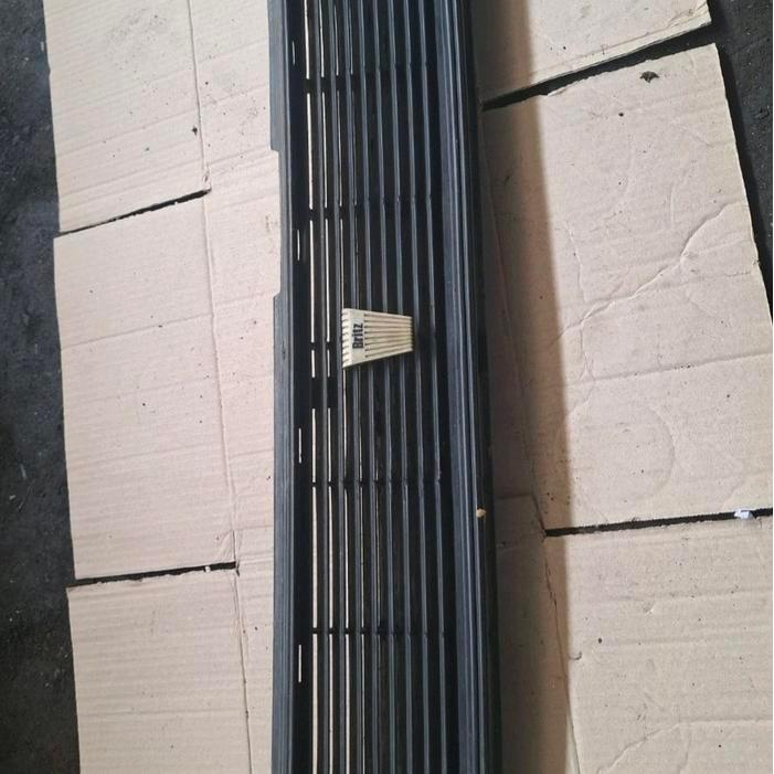 gril grill rambang depan corolla gl ae80 84 85