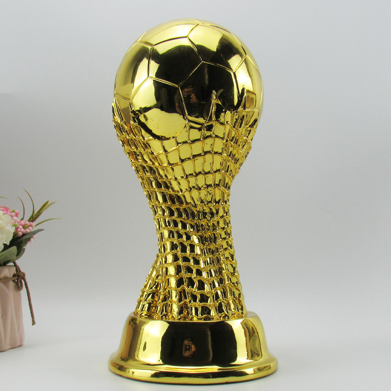 Resin Football Crafts Player Ballon D'Or Trophy Model Engravable Gift Football Match Souvenir