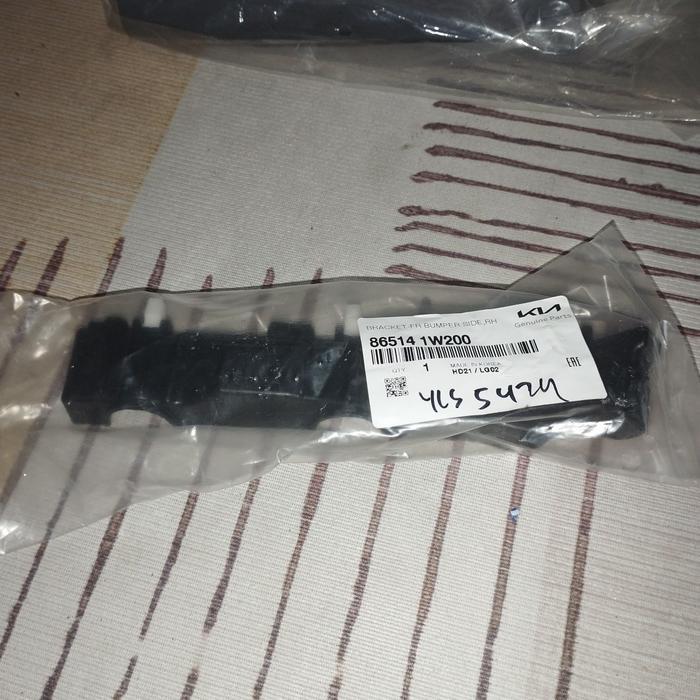 Bracket Bumper Kanan Kia All New Rio