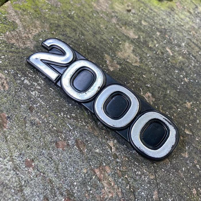 Plate Rear Name No.3 (Displacement) Emblem Logo Tulisan Bagasi Belakang 2000 Toyota Corona Rt104