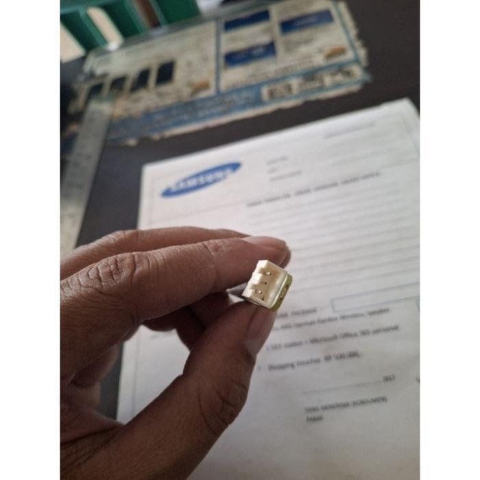 LAMPU LED KULKAS LG EAV62133408