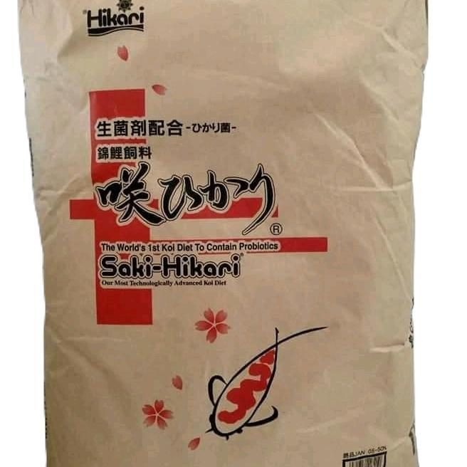 SAKI HIKARI COLOR 15KG SIZE L