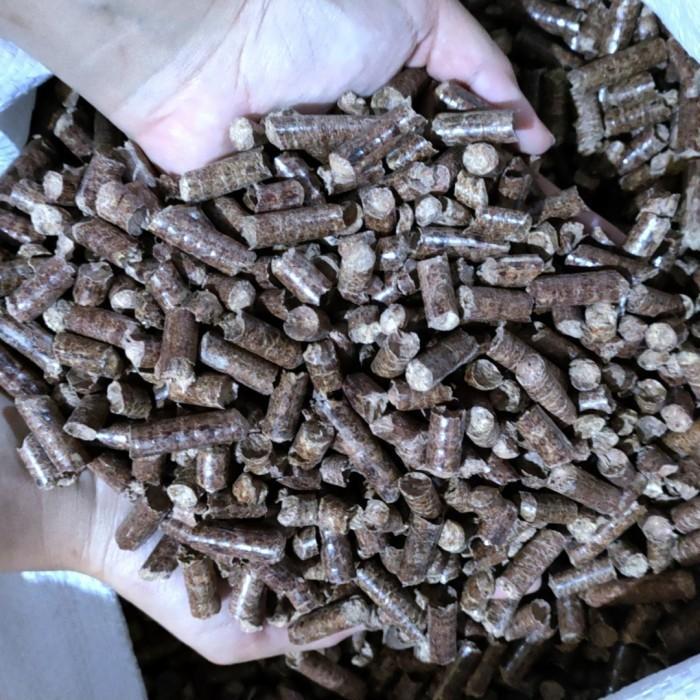 Wood Pellet/Pellet Kayu /Pelet Kayu 25 Kg - Pasir Kucing Anjing Kucing Hamster