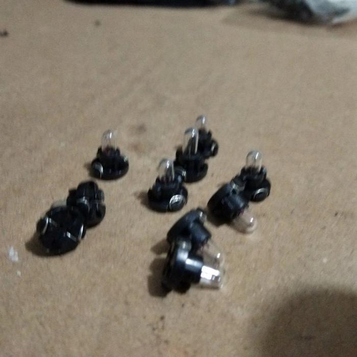 SOKET LAMPU T3 DASHBOARD PANEL AC HONDA JAZZ FIT ACCORD MOBILIO BRIO