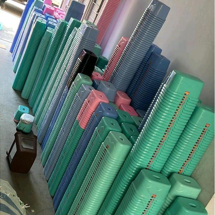 BANGKU JONGKOK / BANGKU PLASTIK / DINGKLIK KECIL / DINGKLIK PLASTIK / BANGKU JONGKOK BULAT /