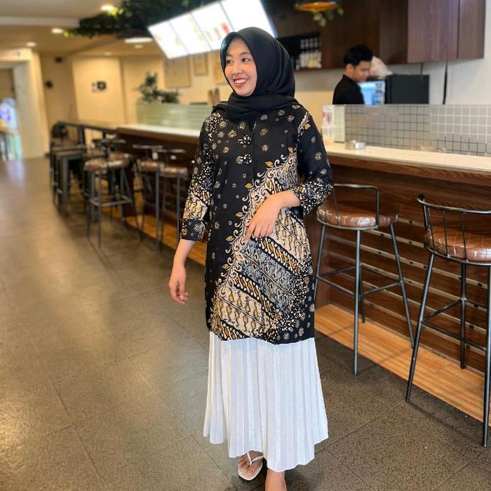 Ini Murah Batik Tunik Wanita Kerja Qistina Batik Bahan Katun Model Kancing Depan Motif Hitam