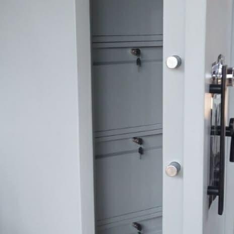 Brankas Uang Filing Cabinet 4 Laci Fireproof Truesafes Dokumen Gantung Brankas Uang Besar Brankas