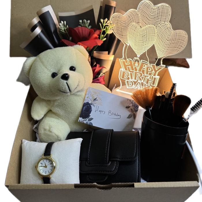 Hampers hadiah pesta kado buat cewek kado ulang tahun wisuda graduation pernikahan anniversary ultah