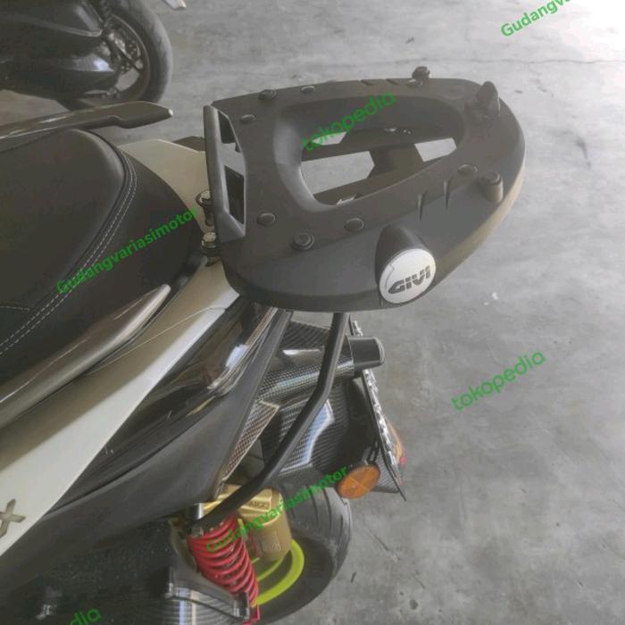 Breket Box Xmax Original Givi