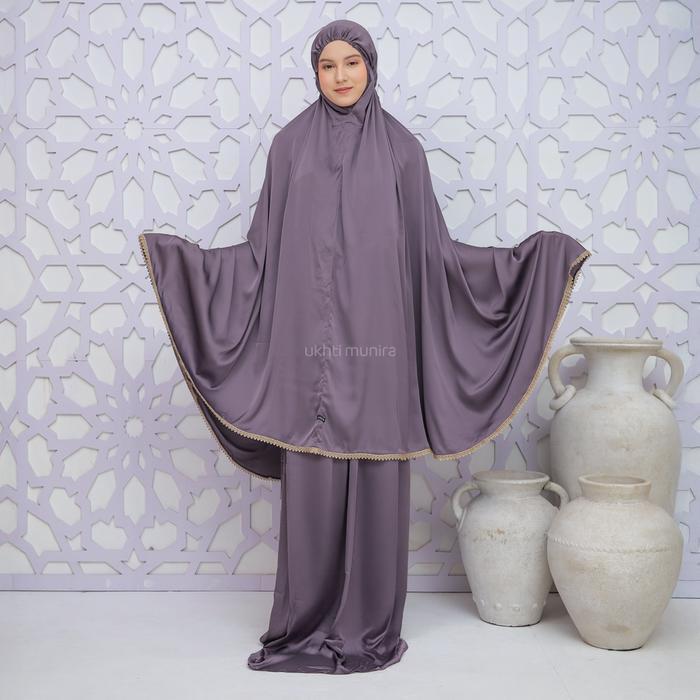 UKHTI MUNIRA - Tazkia Mukena Armany Silk Premium Polos Renda