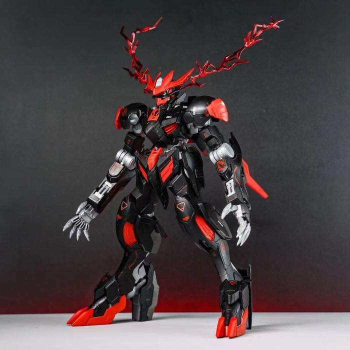 Max 56827S RE 1/100 FM Barbatos Lupus Rex Black Version + Effect Model Kit